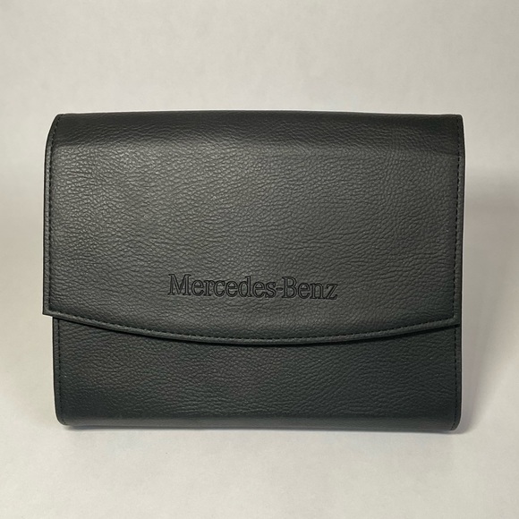 Mercedes-Benz Black Wallet Case For Car Manual - Picture 1 of 8